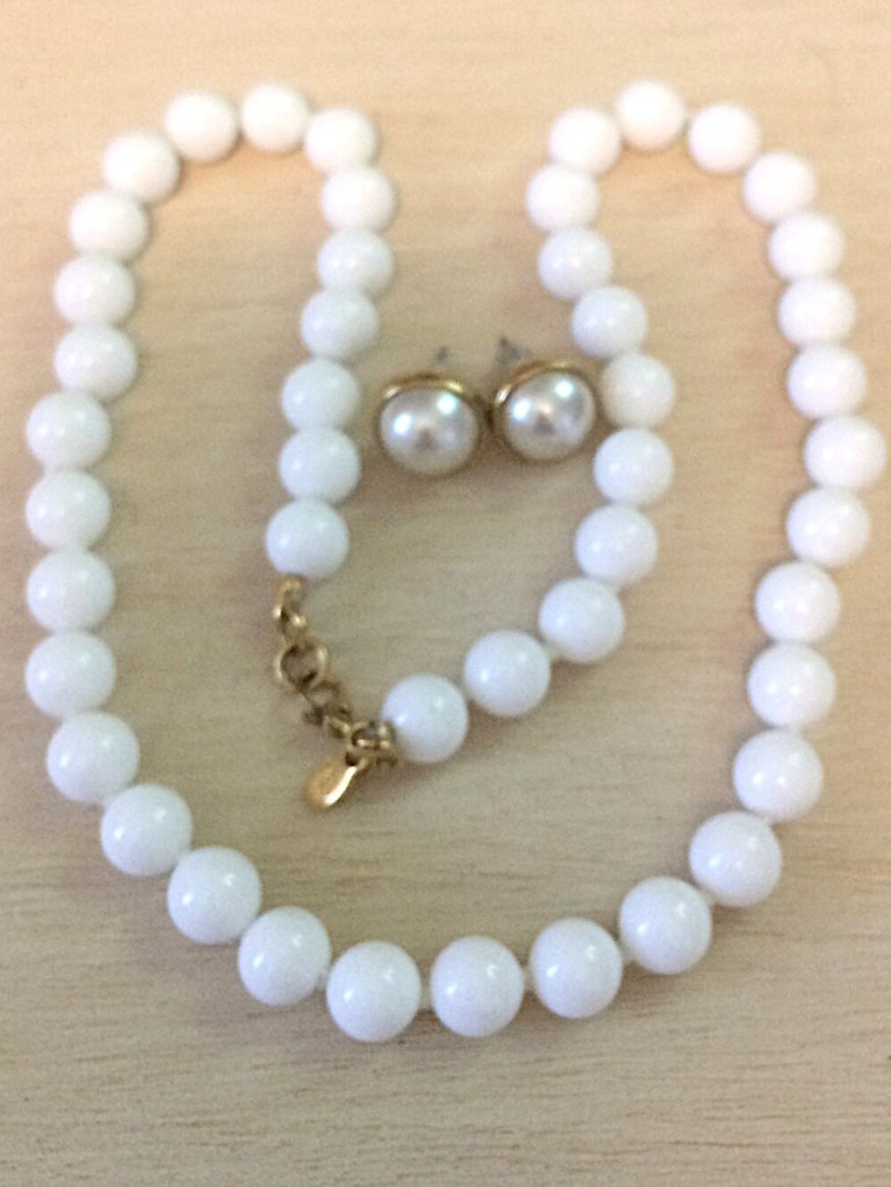 Signed Monet Vintage Milk Glass Style necklace and bonus earrings